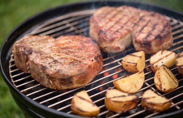 Угольный гриль Weber Smokey Joe Premium 37 cм, черный