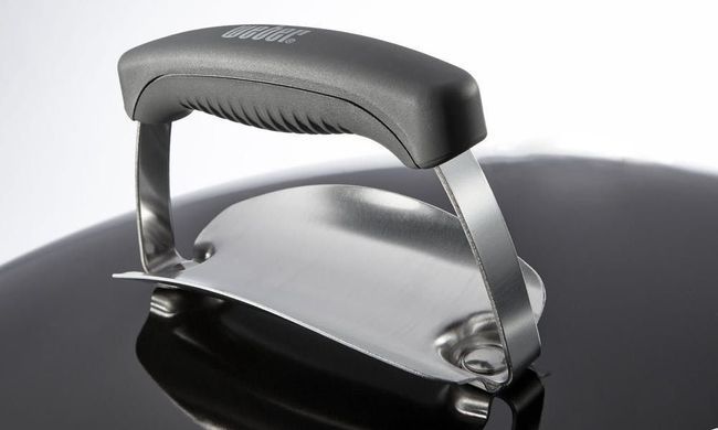 Вугільний гриль Weber Classic Kettle 57см, чорний