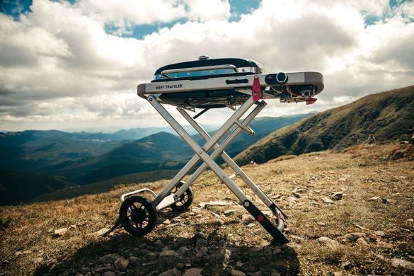Газовый гриль Weber Traveler черный